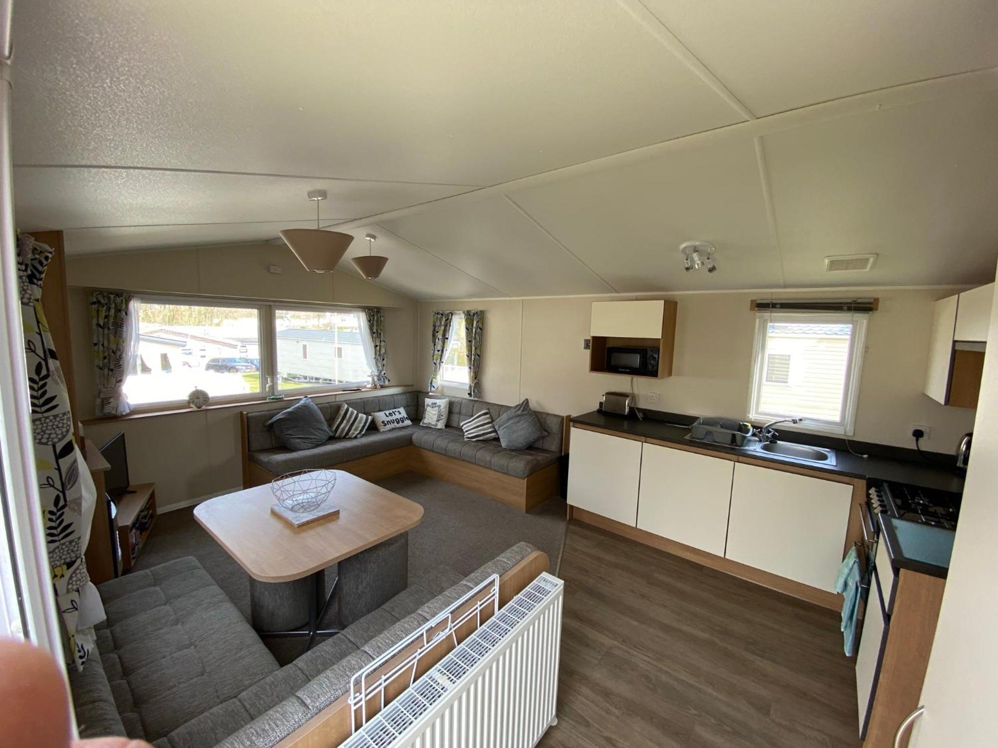 Whitecliff Bay Holiday Park - Most Popular Location Near Pools, Clubs And Beach Bembridge Eksteriør billede